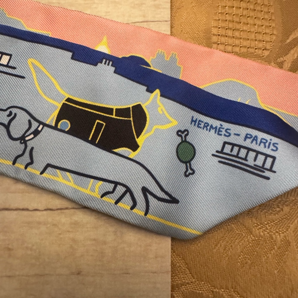 Hermes les chiens perisian silk Twilly Scarf - Light Blue and Pink - Picture 4 of 8